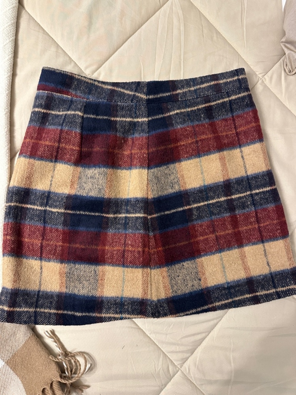 Lulus Plaid Wool-Blend Mini Skirt in Navy, Burgundy & Cream